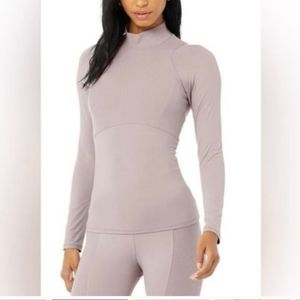 ALO Yoga No Limit Long Sleeve Top Size XS